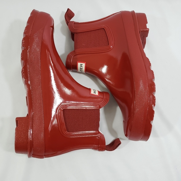NWT CHELSEA GLOSS BOOTS RED BACK TAB - Picture 3 of 11